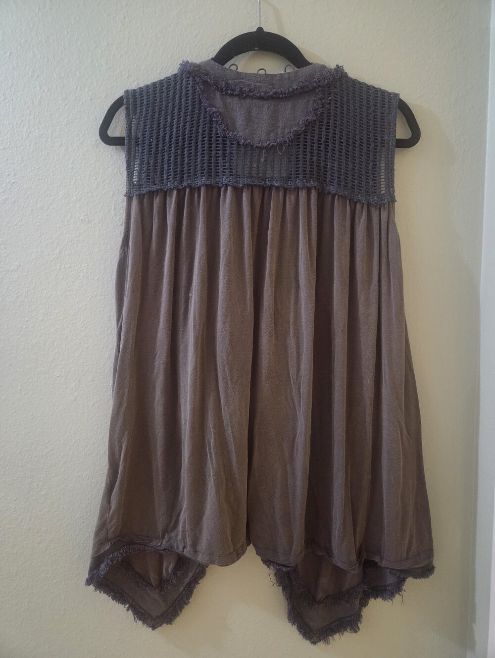 POL sleeveless Button Down Tunic - Picture 2 of 4